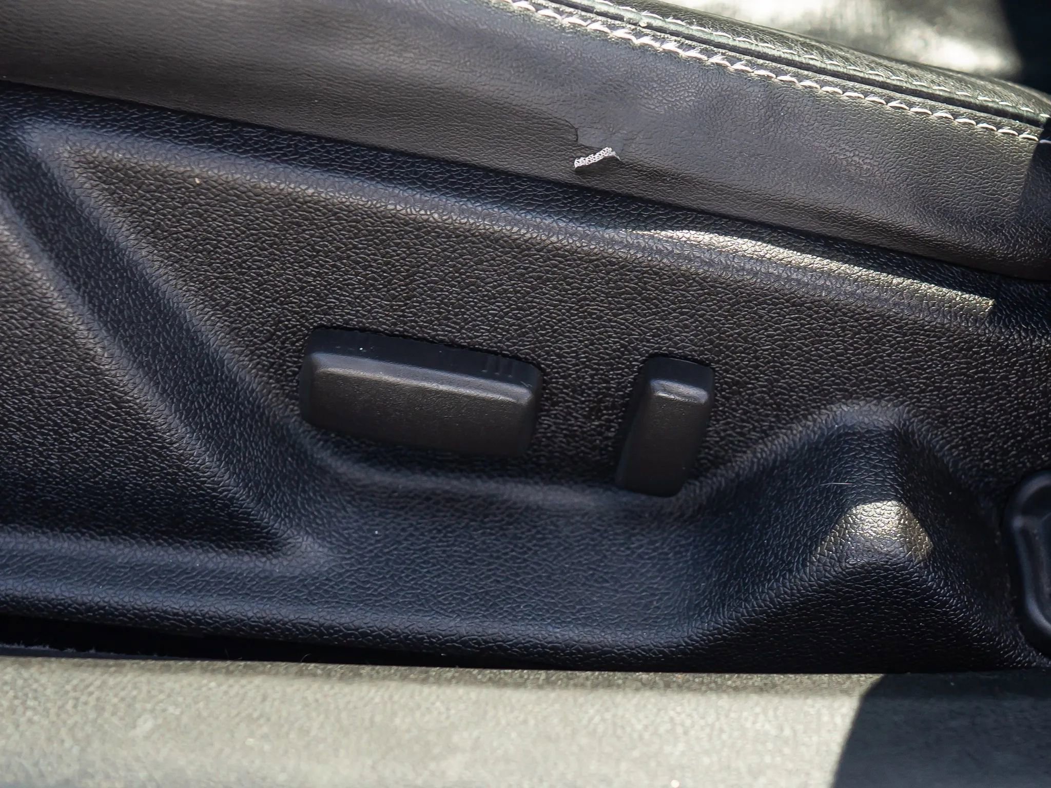 Used 2012 Cadillac CTS Premium image 39