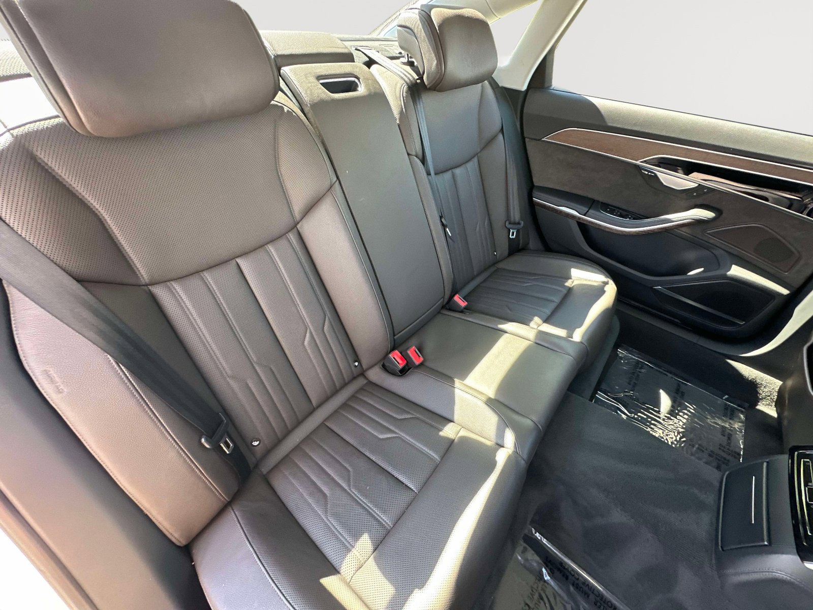 Used 2019 Audi A8 L 3.0T w/ Executive Package image 32