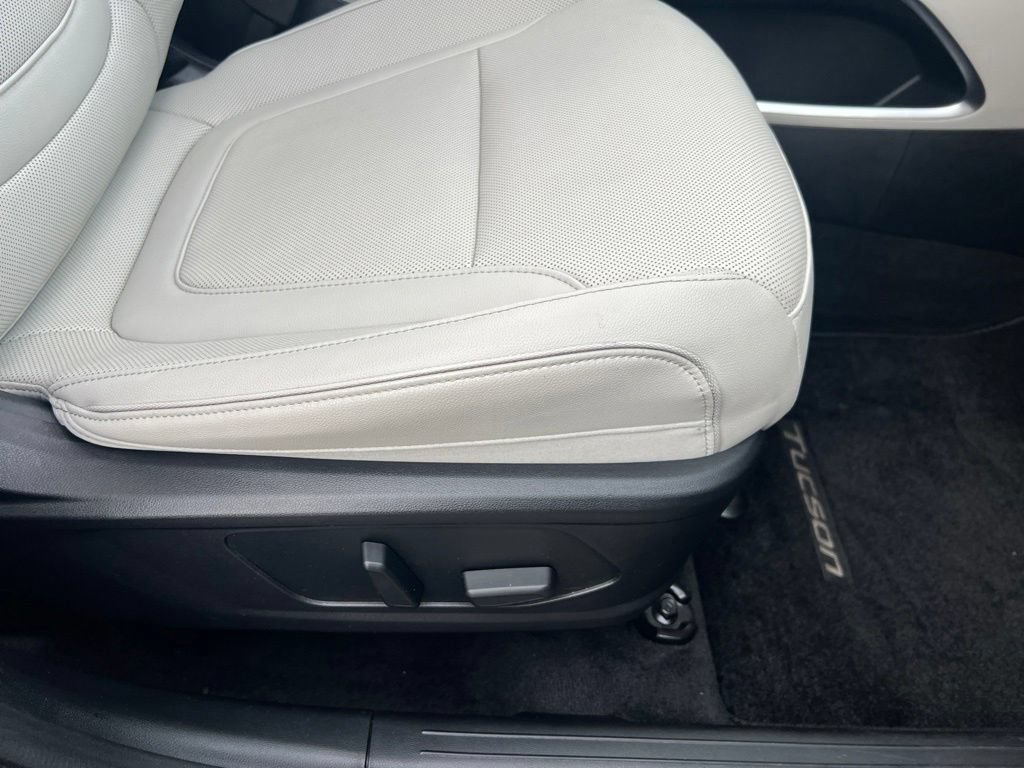 Used 2022 Hyundai Tucson Limited FWD image 29