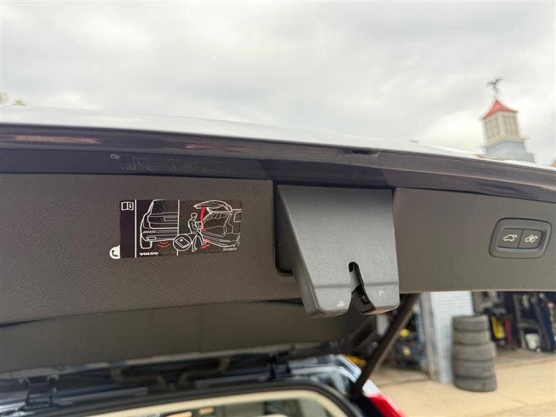 Used 2021 Volvo XC90 T6 Momentum w/ Climate Package AWD/4WD image 20