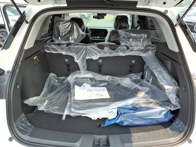 New 2026 Chevrolet TrailBlazer LT w/ Driver Confidence Package FWD image 9