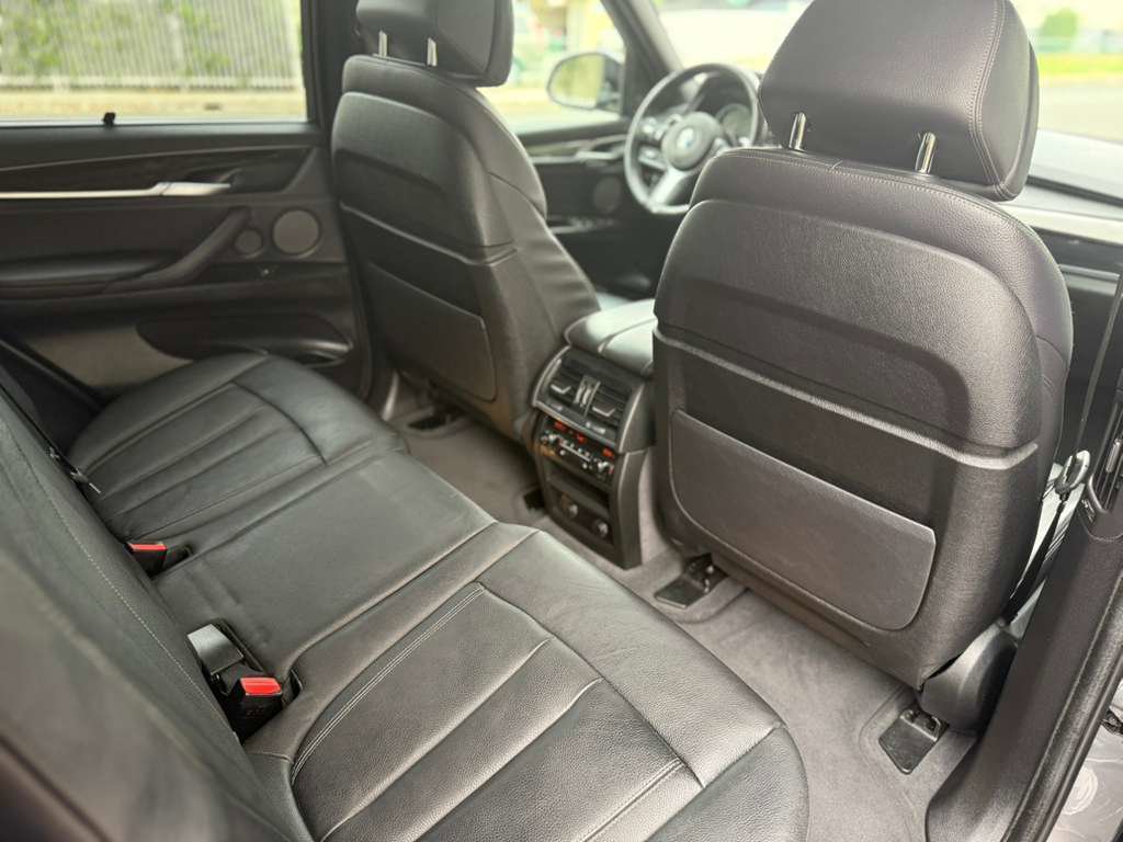 Used 2018 BMW X5 xDrive50i image 22