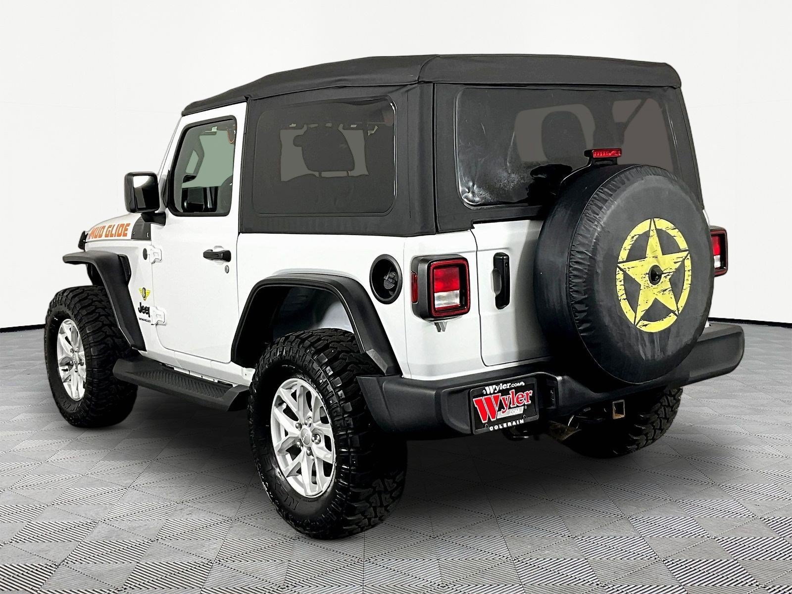 Used 2023 Jeep Wrangler Sport AWD/4WD image 4