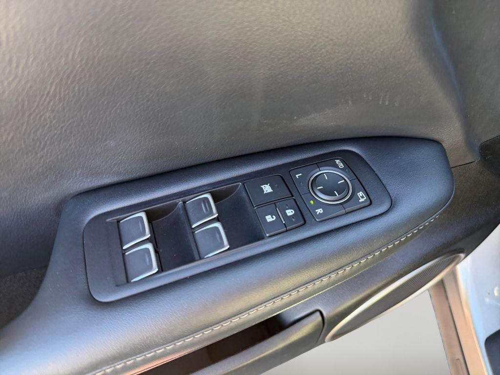 Used 2022 Lexus RX 350 F Sport w/ Cold Area Package (CT) AWD/4WD image 21