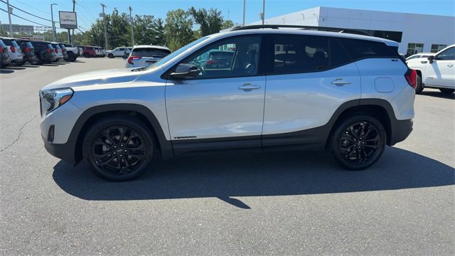 Certified 2021 GMC Terrain SLT w/ Elevation Edition image 5