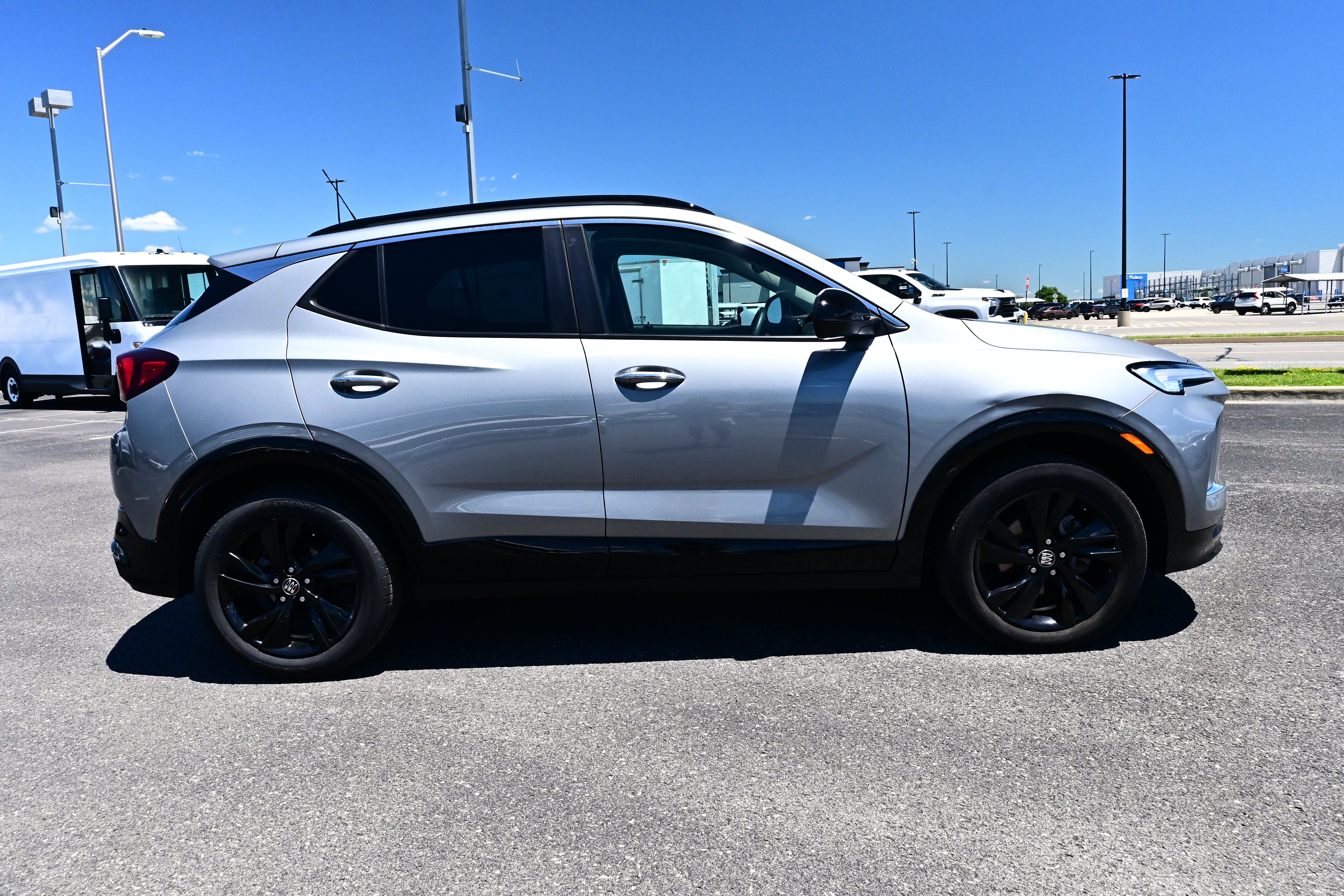 Used 2024 Buick Encore GX Sport Touring w/ Comfort Package AWD/4WD image 5