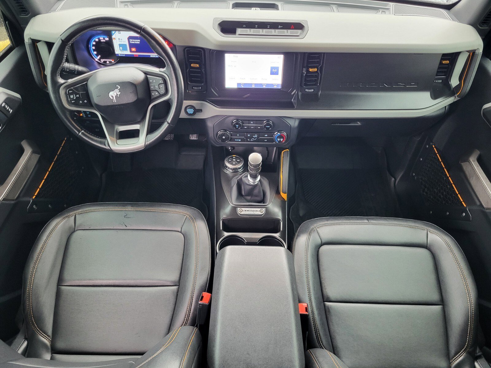 Used 2022 Ford Bronco Badlands image 13