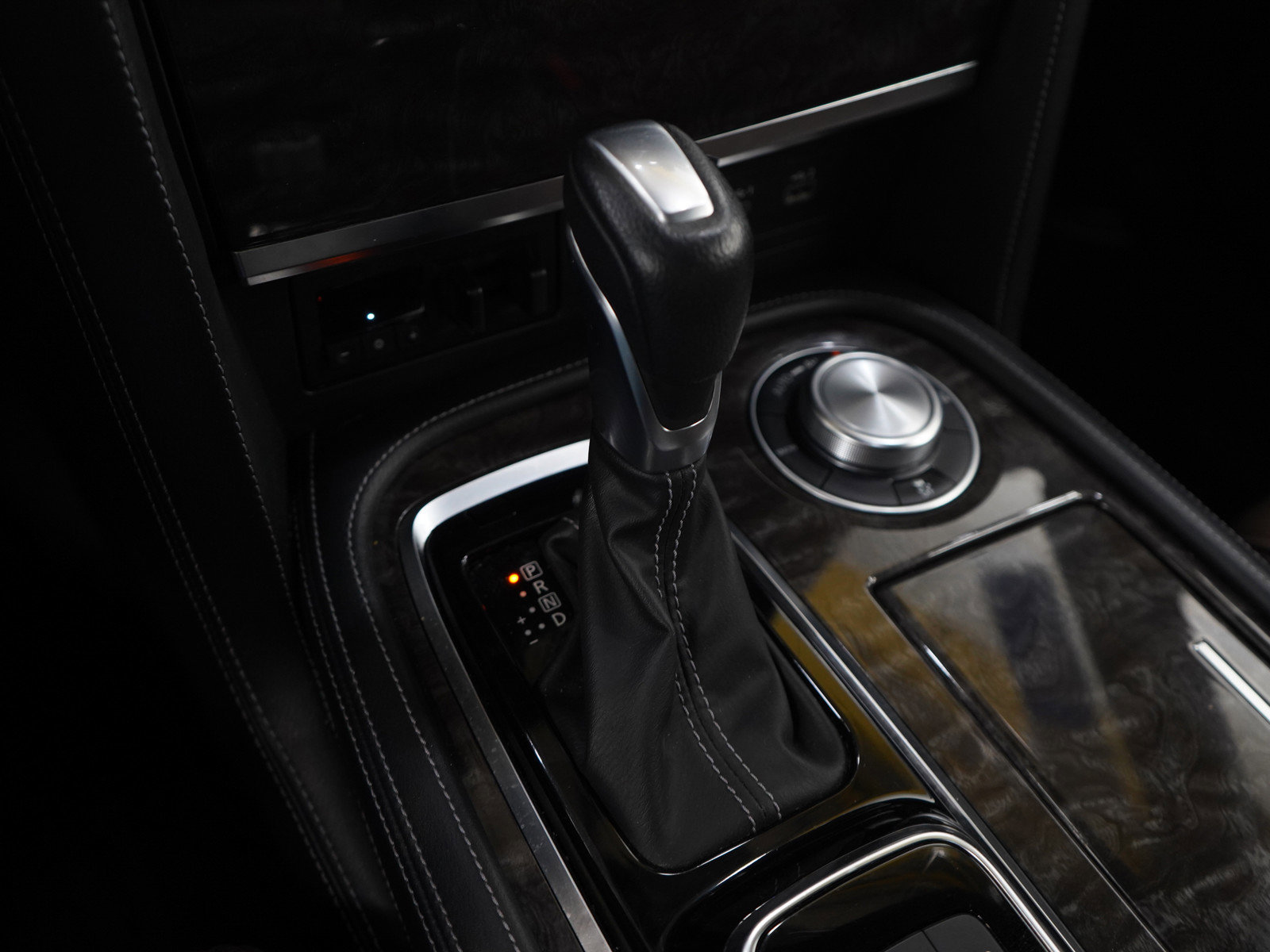 Used 2023 Nissan Armada Platinum w/ Captain's Chairs Package image 26