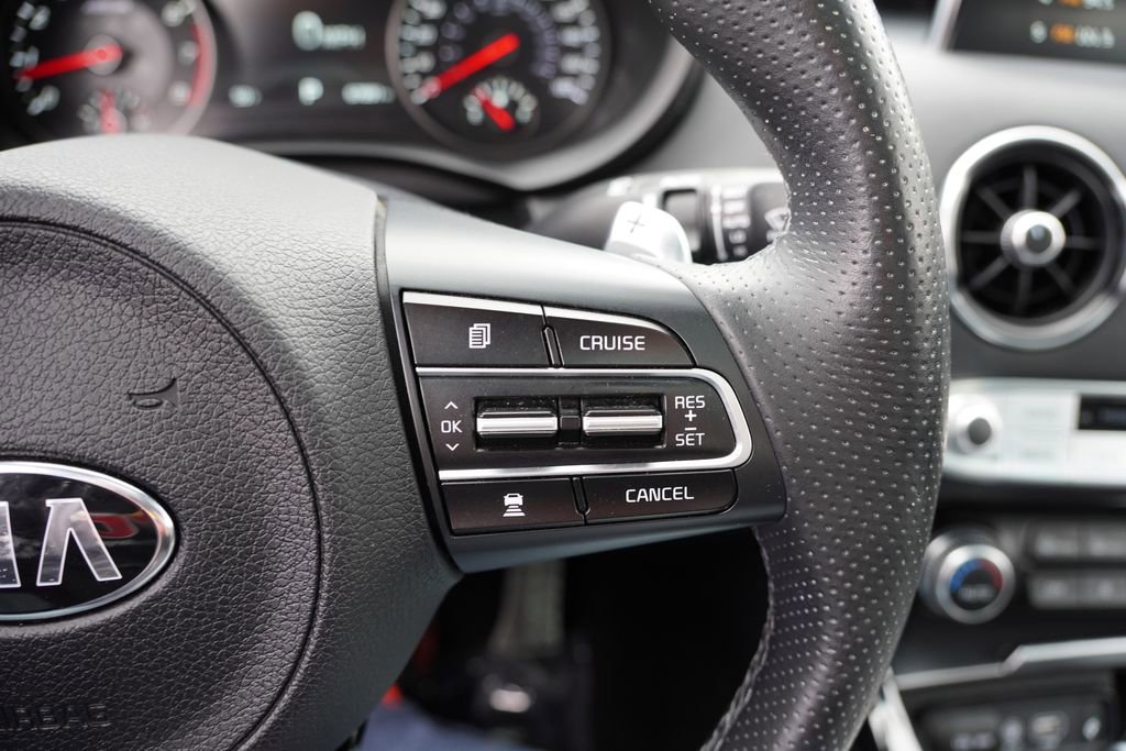 Certified 2020 Kia Stinger GT1 image 34