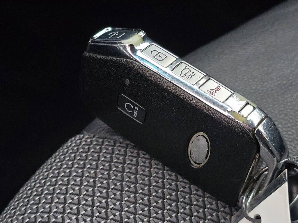 Used 2021 Kia Niro EX w/ Cold Weather Package image 32