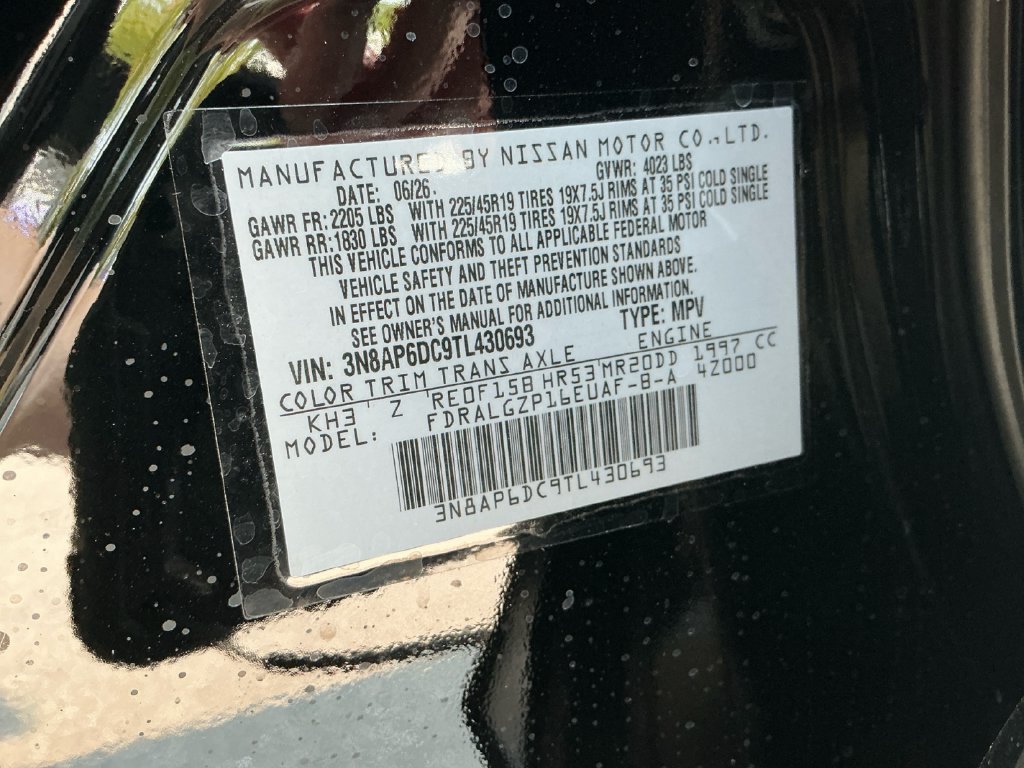 New 2026 Nissan Kicks SR w/ SR Premium Package FWD image 30