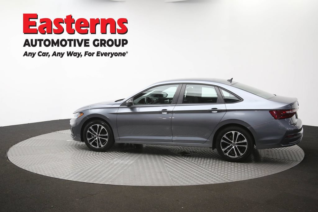 Used 2025 Volkswagen Jetta Sport FWD image 61