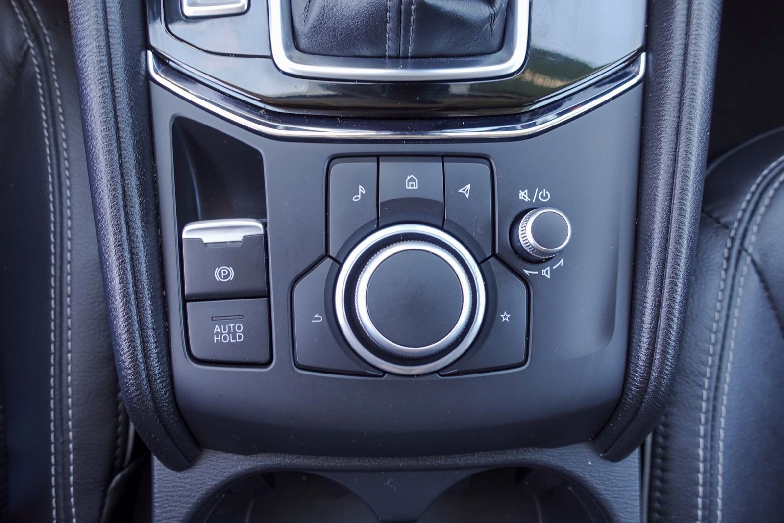 Certified 2025 MAZDA CX-5 AWD 2.5 S w/ Preferred Package image 24