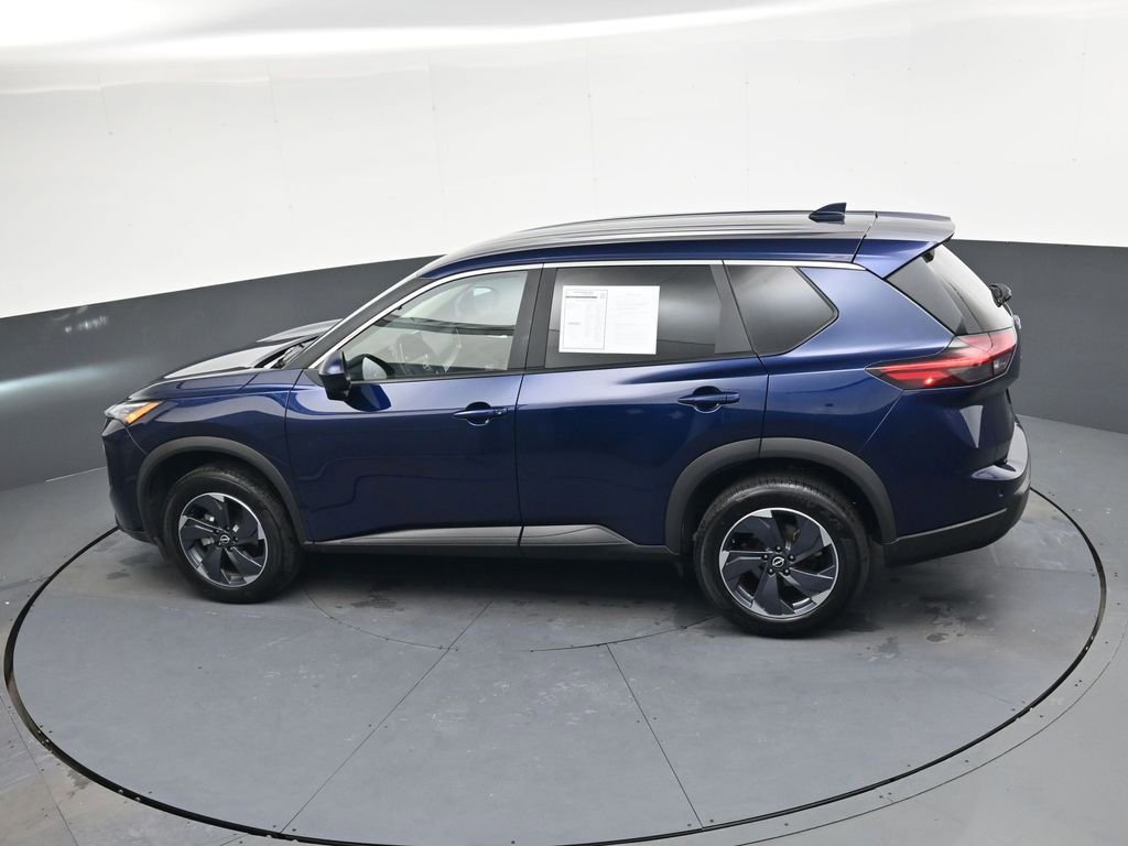 Used 2025 Nissan Rogue SV image 33