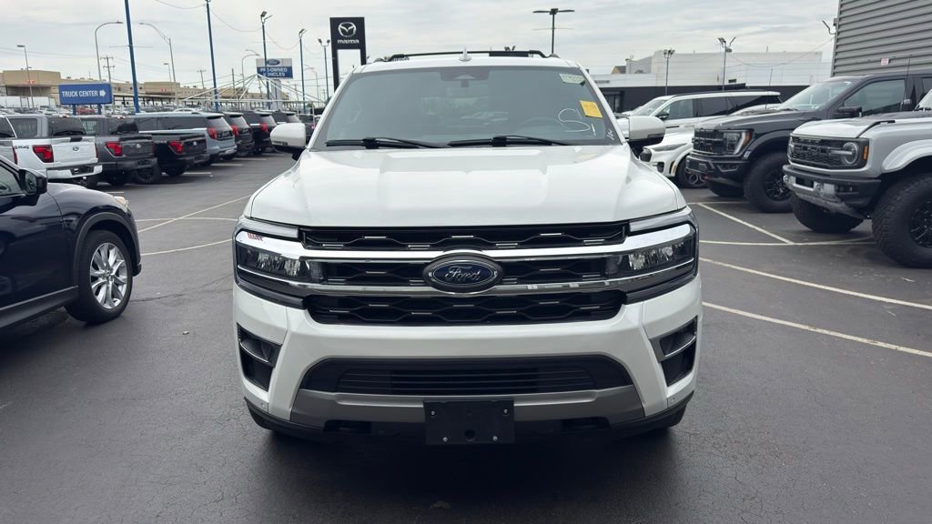 Used 2023 Ford Expedition Limited AWD/4WD image 7