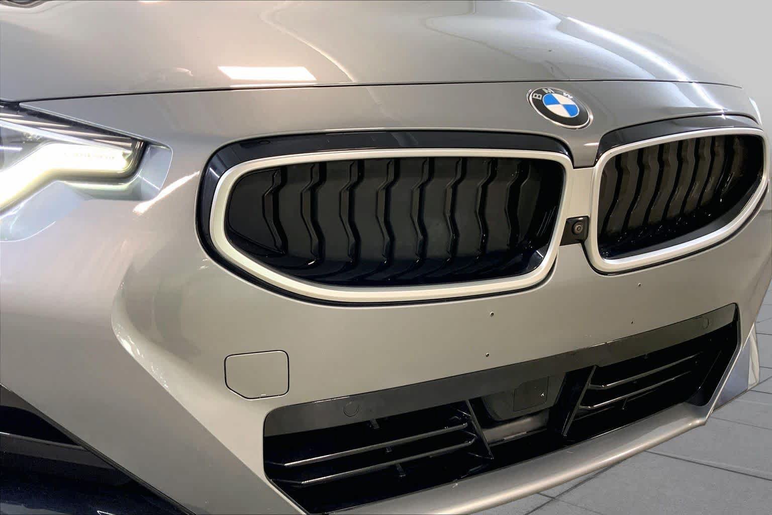 Used 2025 BMW 230i xDrive Coupe w/ M Sport Package AWD/4WD image 32