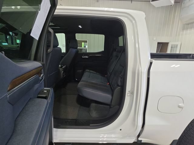 Used 2024 Chevrolet Silverado 1500 High Country w/ Technology Package AWD/4WD image 26