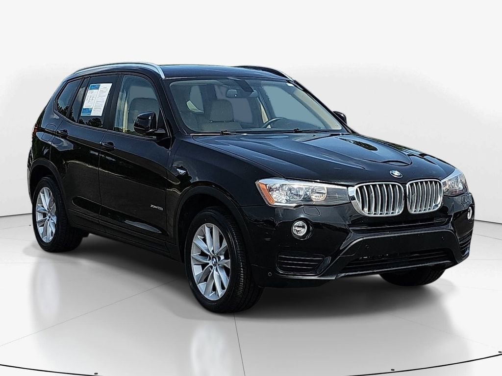 Used 2017 BMW X3 xDrive28i AWD/4WD image 3