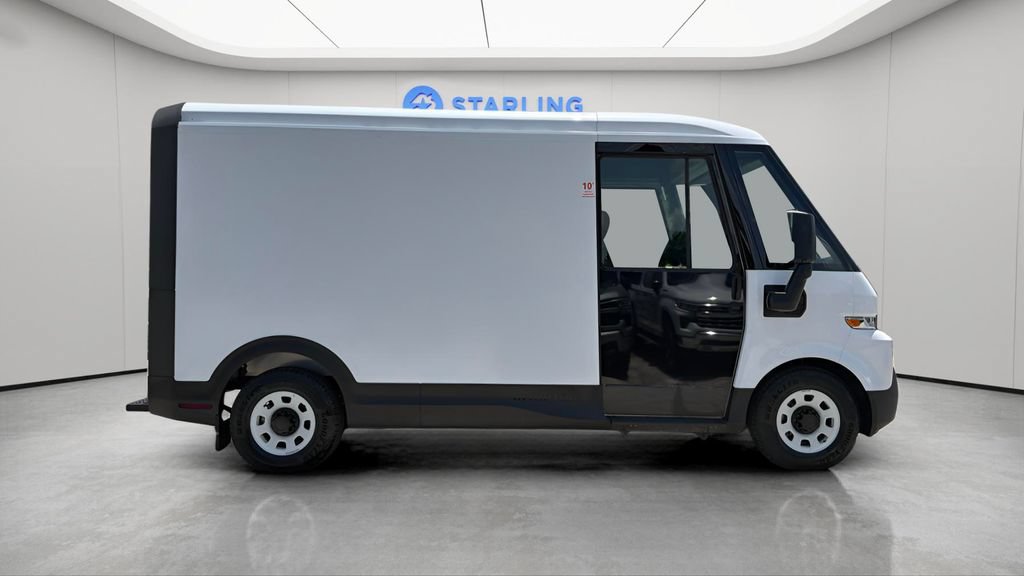 Used 2024 Chevrolet Brightdrop 400 w/ Commercial Equipment Package AWD/4WD image 11