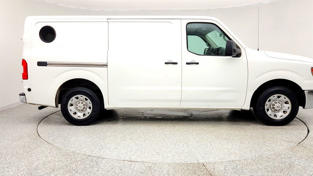 Used 2013 Nissan NV 2500 SV w/ Side Curtain Airbag Pkg image 4