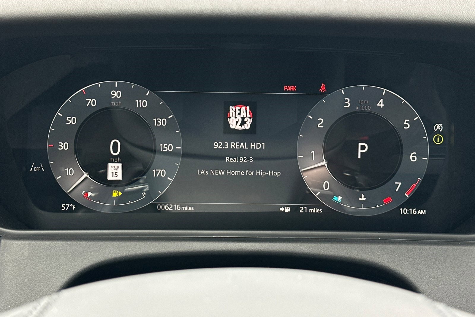 Used 2026 Land Rover Range Rover Velar Dynamic SE image 19