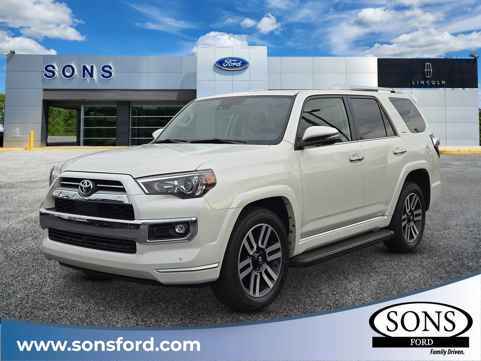 Used 2023 Toyota 4Runner Limited image 1