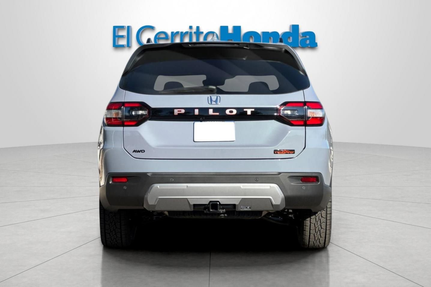 New 2026 Honda Pilot TrailSport image 4