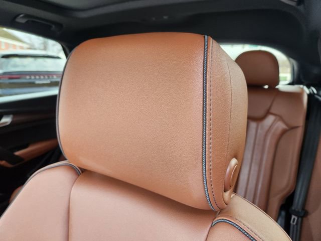 Used 2025 Audi Q5 2.0T Premium Plus w/ Premium Plus Package image 13