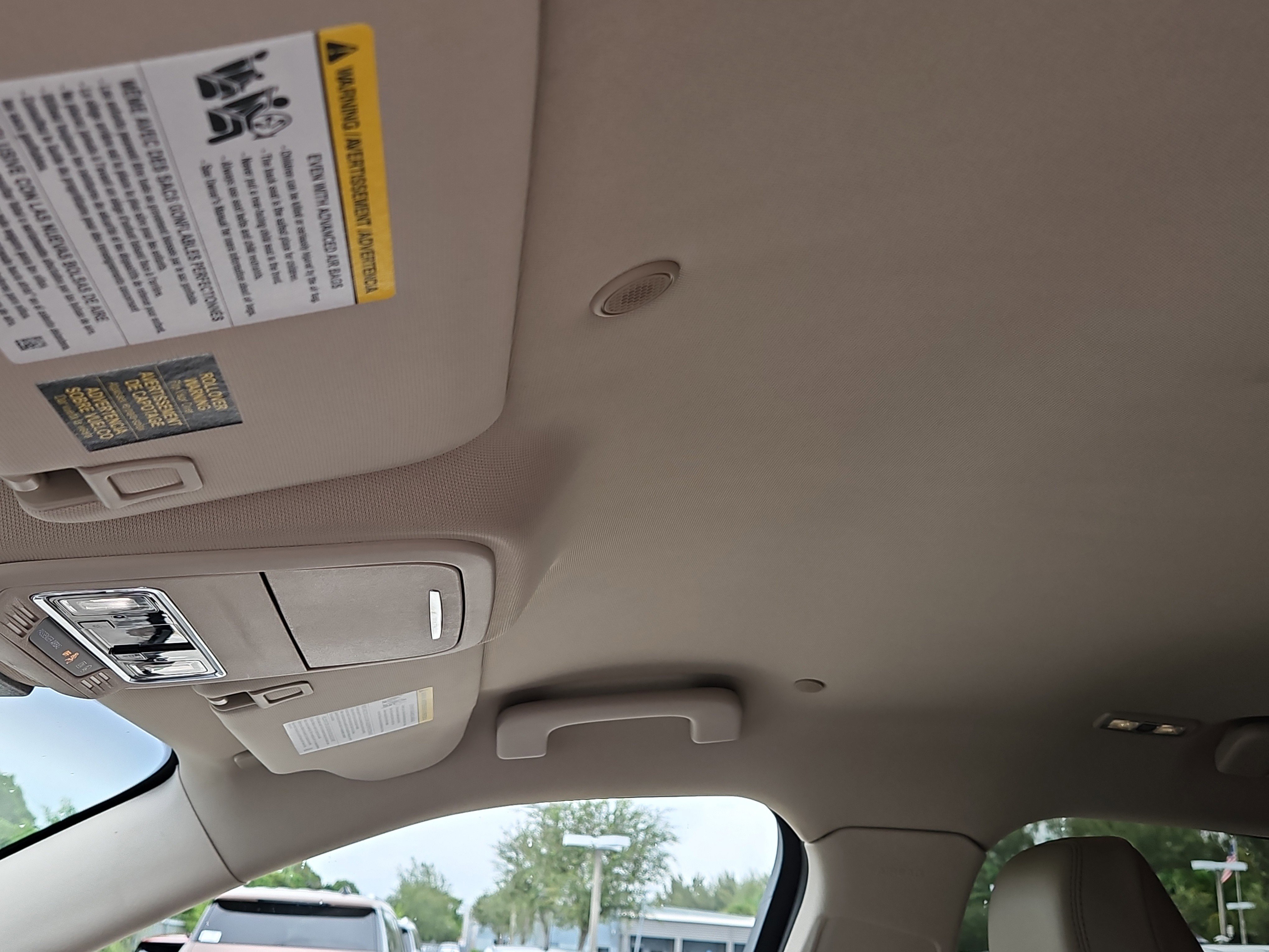 Certified 2024 Lincoln Corsair FWD image 22