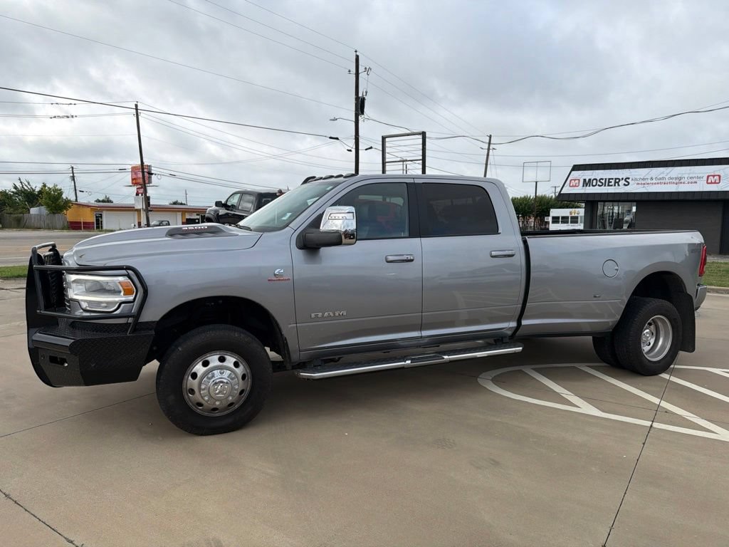 Used 2024 RAM 3500 Laramie w/ Sport Appearance Package AWD/4WD image 4