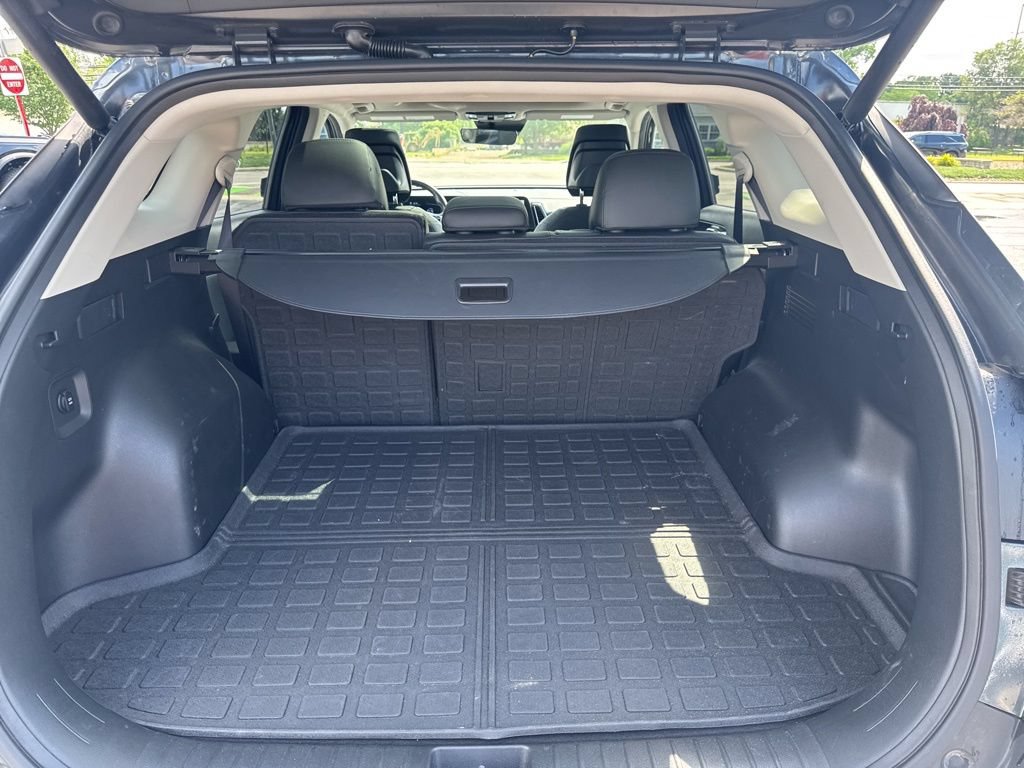 Used 2025 Kia Sportage EX w/ Premium Package FWD image 40