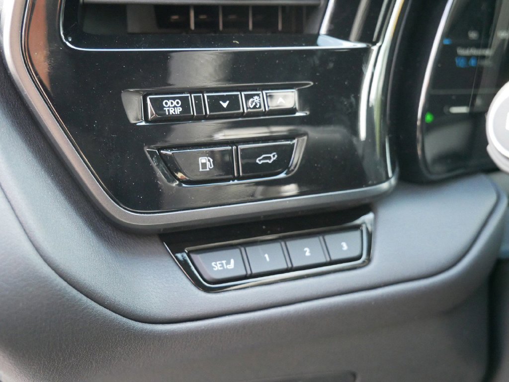 New 2026 Lexus TX 500h AWD w/ Technology Package image 18