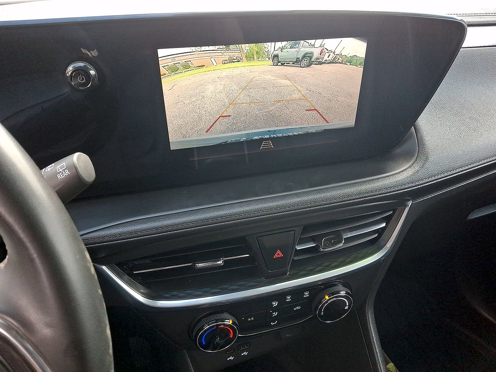 Used 2024 Buick Encore GX Preferred FWD image 15