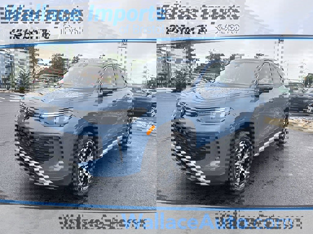 New 2025 Volkswagen Tiguan SE