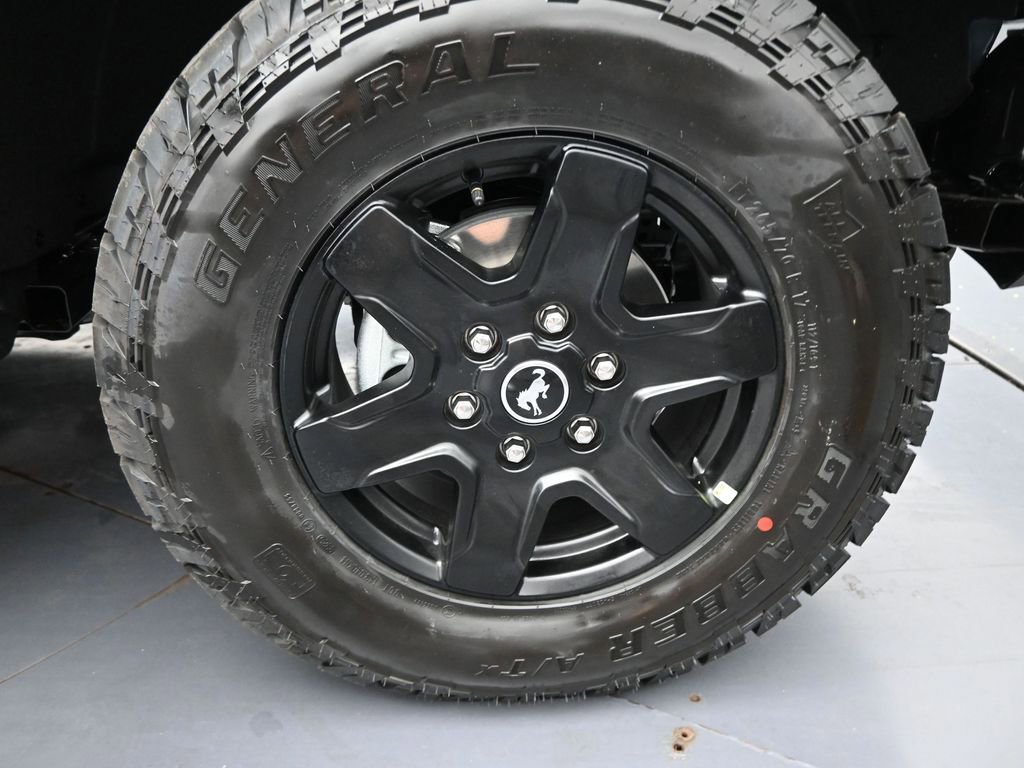 Used 2025 Ford Bronco Big Bend w/ Black Diamond Package AWD/4WD image 32