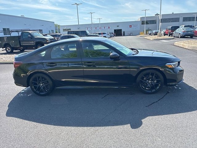 Used 2025 Honda Civic Sport image 5