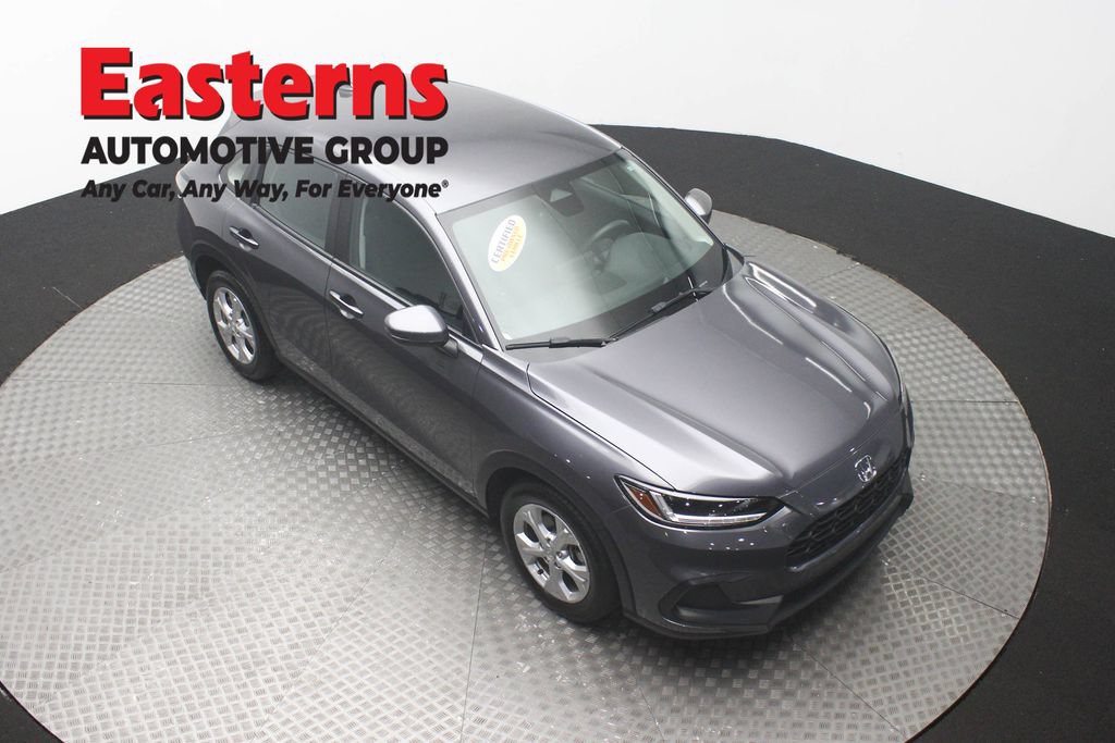 Used 2023 Honda HR-V LX image 3