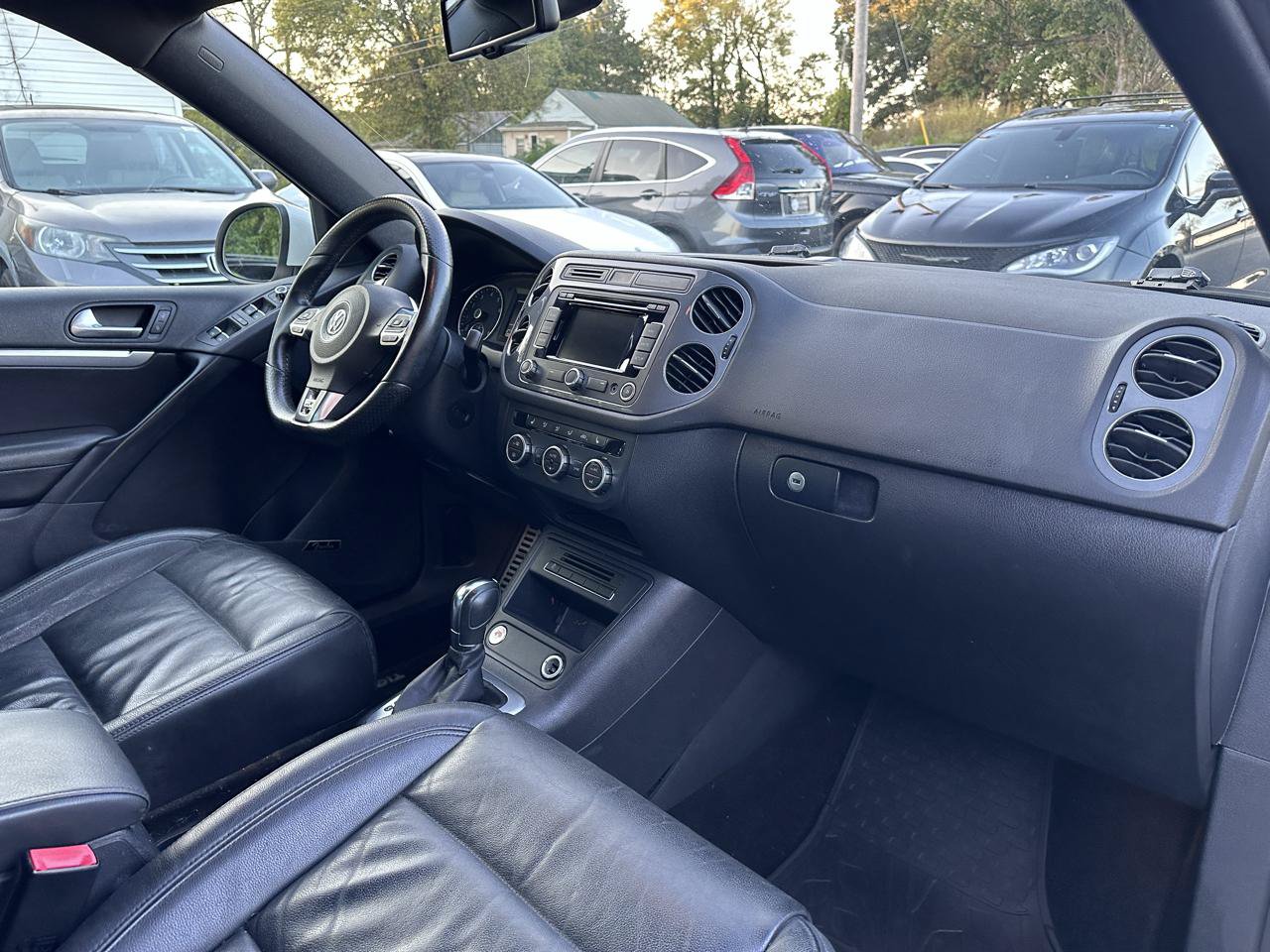 Used 2014 Volkswagen Tiguan R-Line AWD/4WD image 16