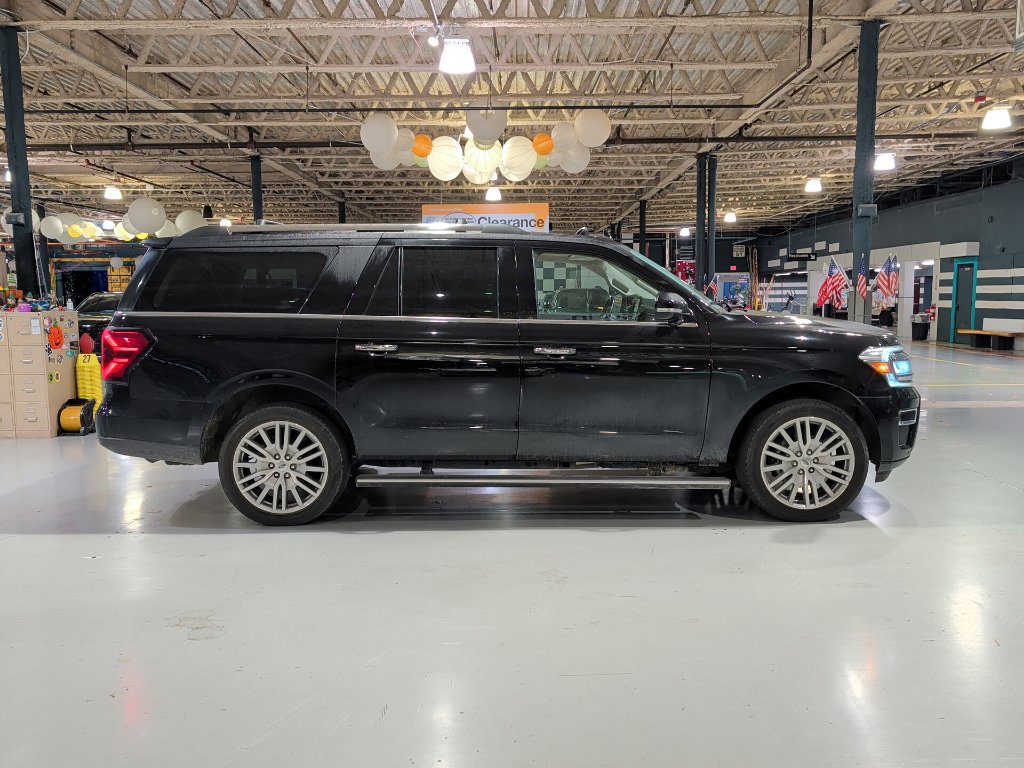 Used 2023 Ford Expedition Max Limited AWD/4WD image 8