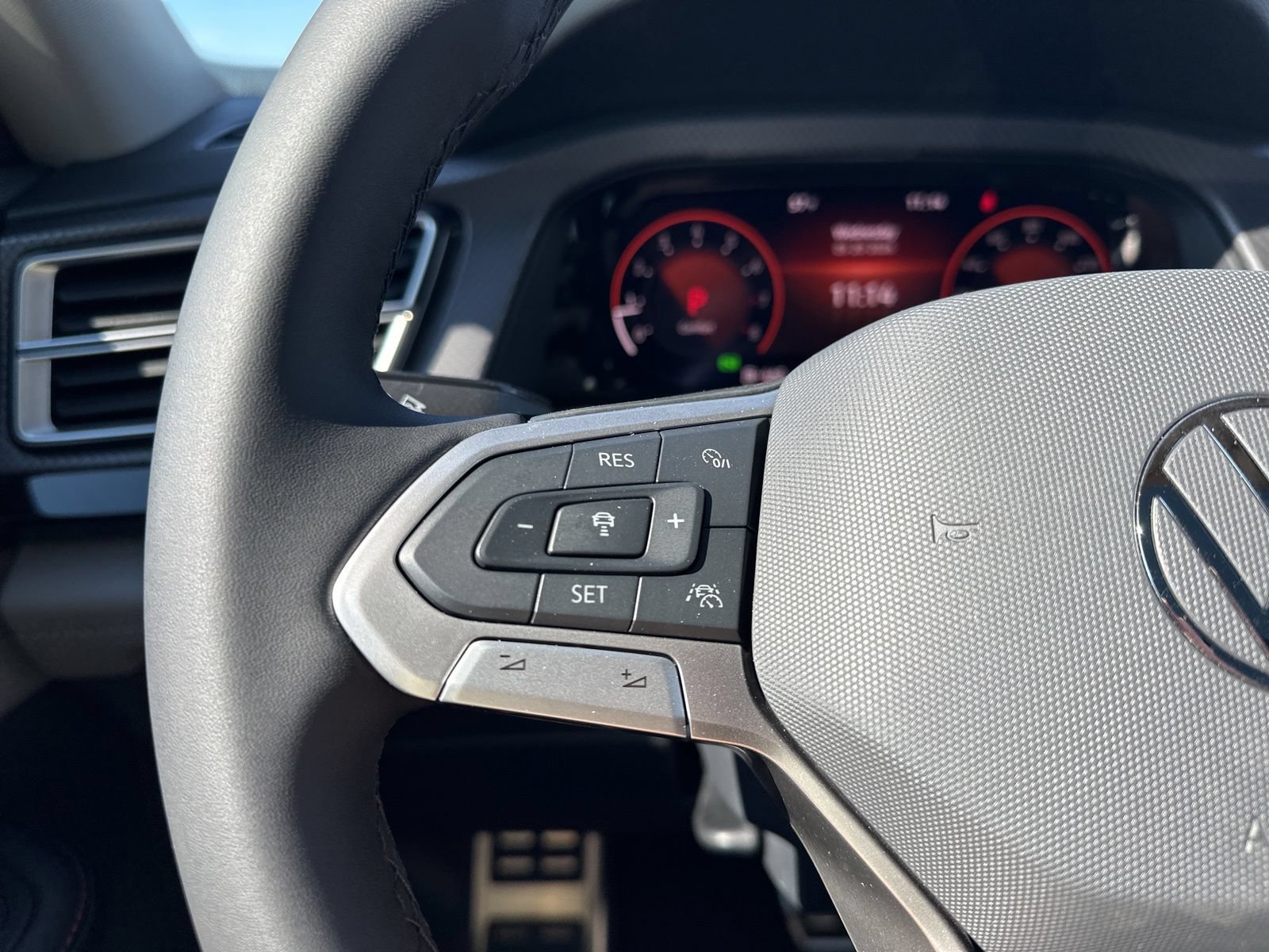 New 2026 Volkswagen Atlas Peak Edition AWD/4WD image 53