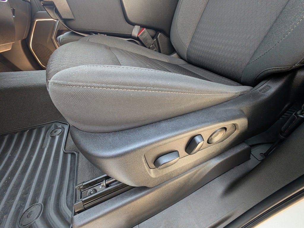 Used 2022 Chevrolet Silverado 1500 LT image 16