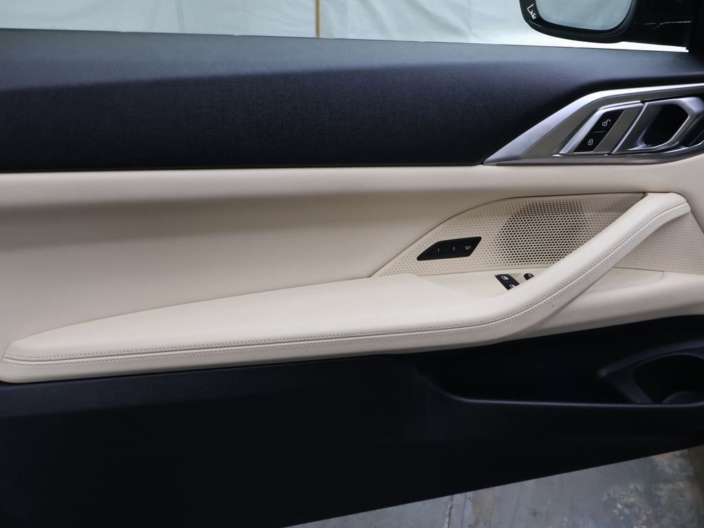 Used 2021 BMW 430i Coupe w/ Convenience Package RWD image 15