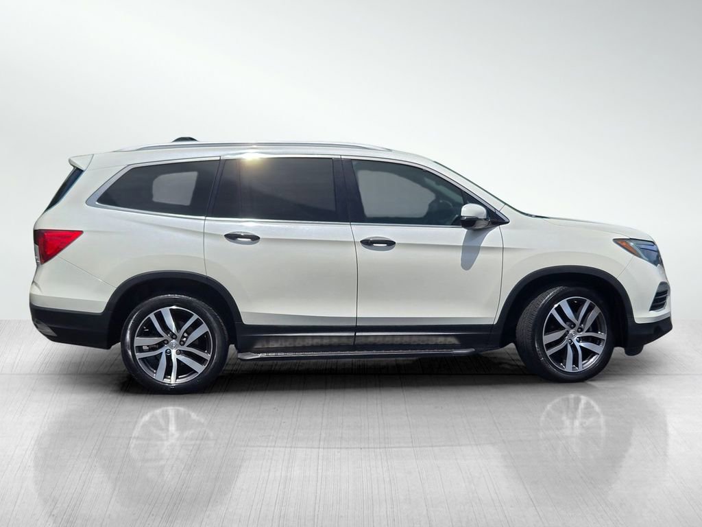 Used 2018 Honda Pilot Elite image 3