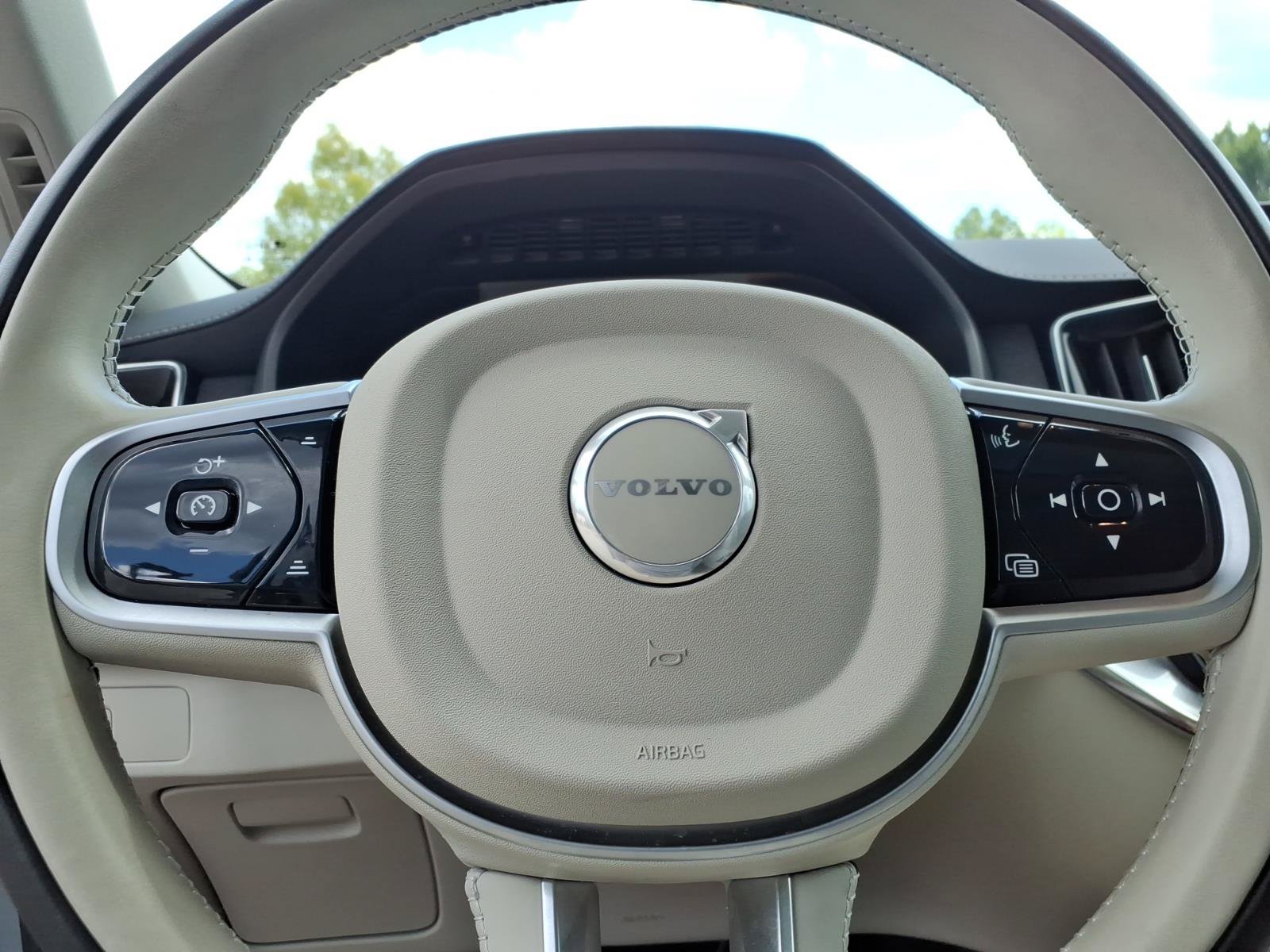 Used 2026 Volvo XC90 B6 Ultra AWD/4WD image 27