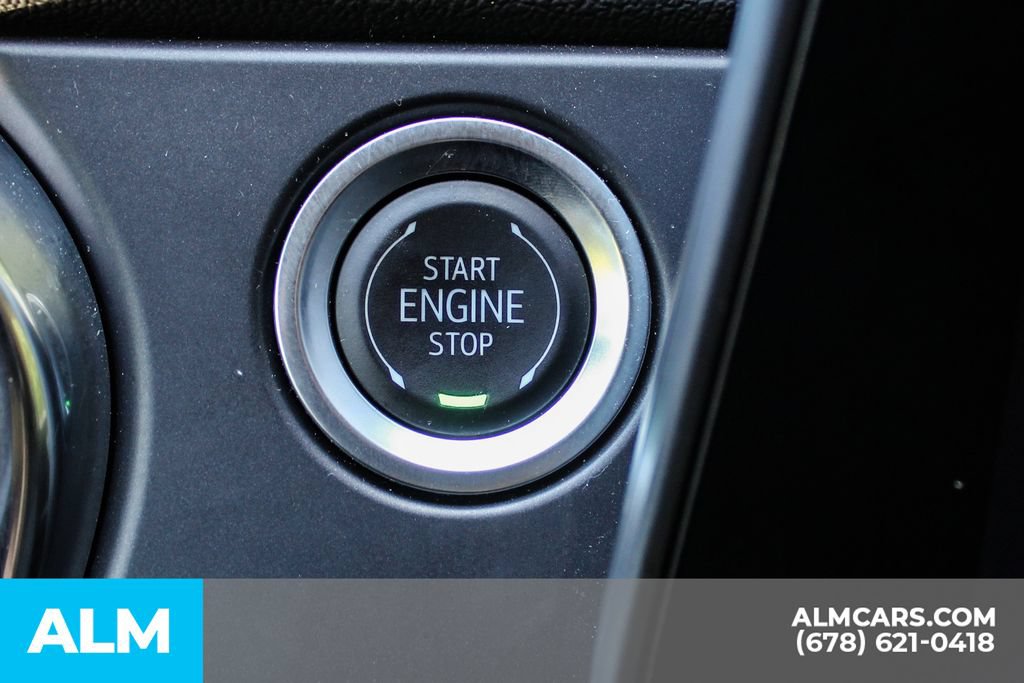 Used 2025 Chevrolet Blazer LT FWD image 29