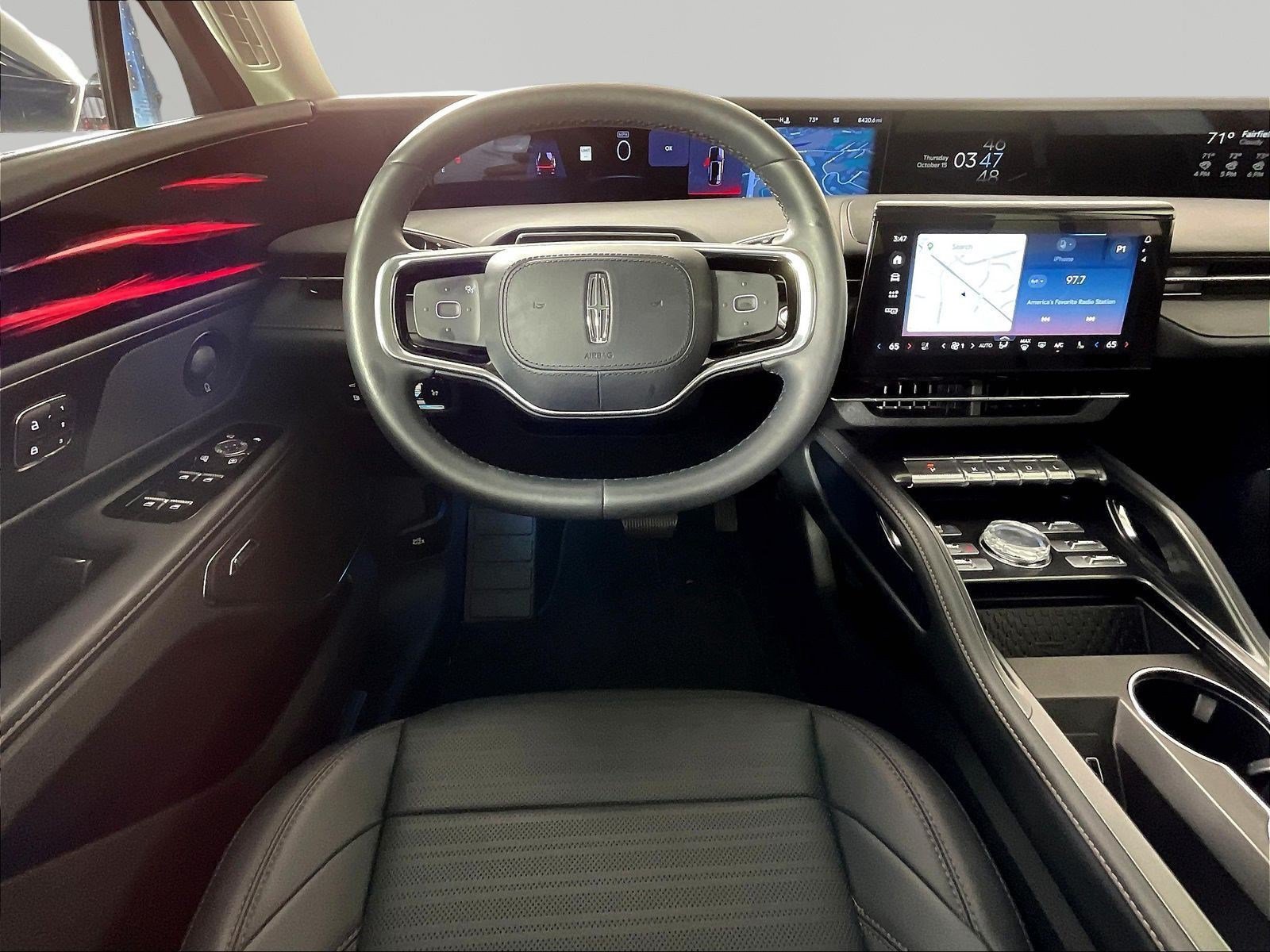 Used 2026 Lincoln Nautilus Reserve AWD/4WD image 8