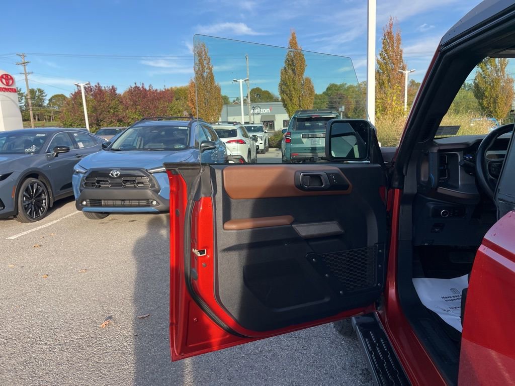 Used 2023 Ford Bronco Outer Banks image 13