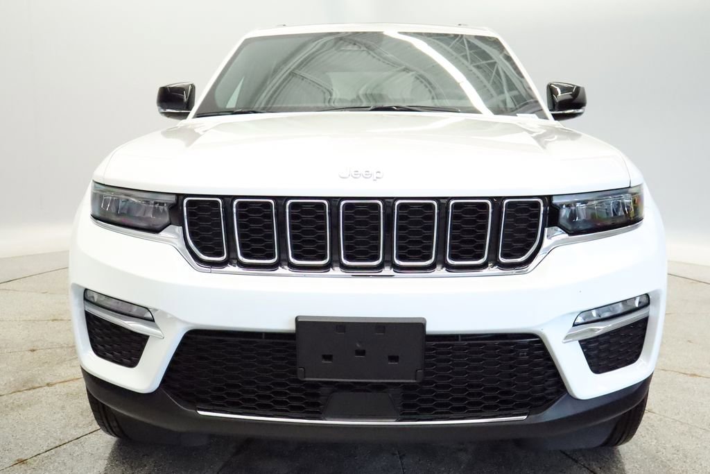 Used 2025 Jeep Grand Cherokee Limited w/ Trailer Tow Package image 12