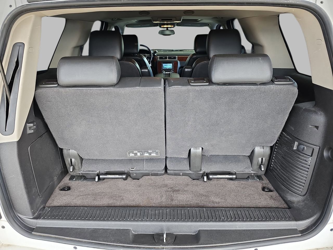 Used 2012 Chevrolet Tahoe LTZ AWD/4WD image 16