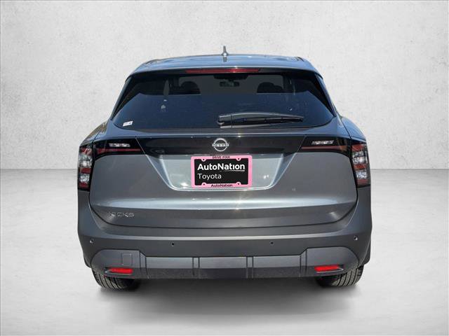 Used 2025 Nissan Kicks SV w/ Charging Package image 6